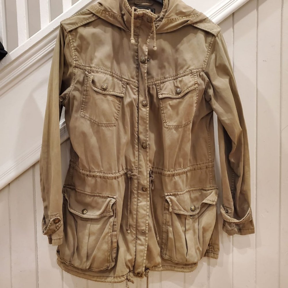 Aritzia Talula Trooper Jacket - Green - Size Medium